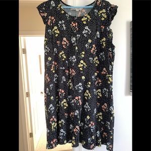 Light weight button down Loft dress!